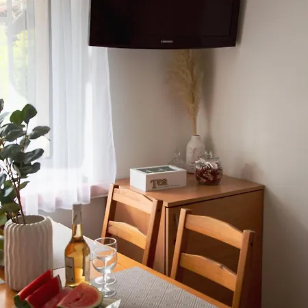 Tercet, Kwartet, Duo Affittacamere